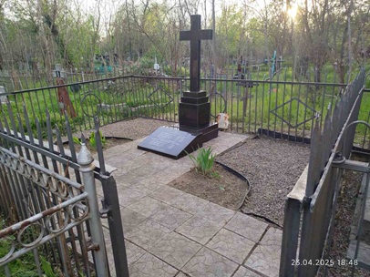 уход за могилами