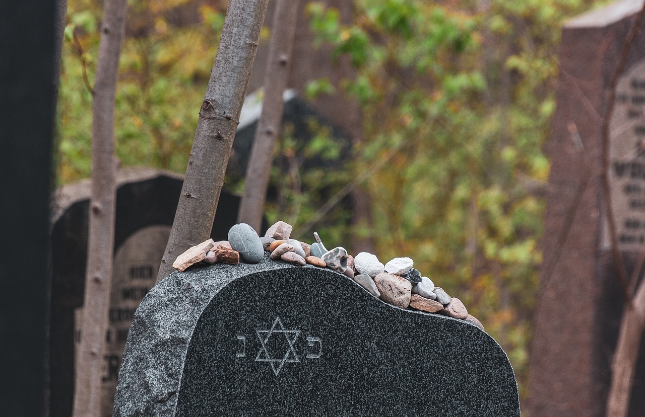 Еврейские похоронные традиции